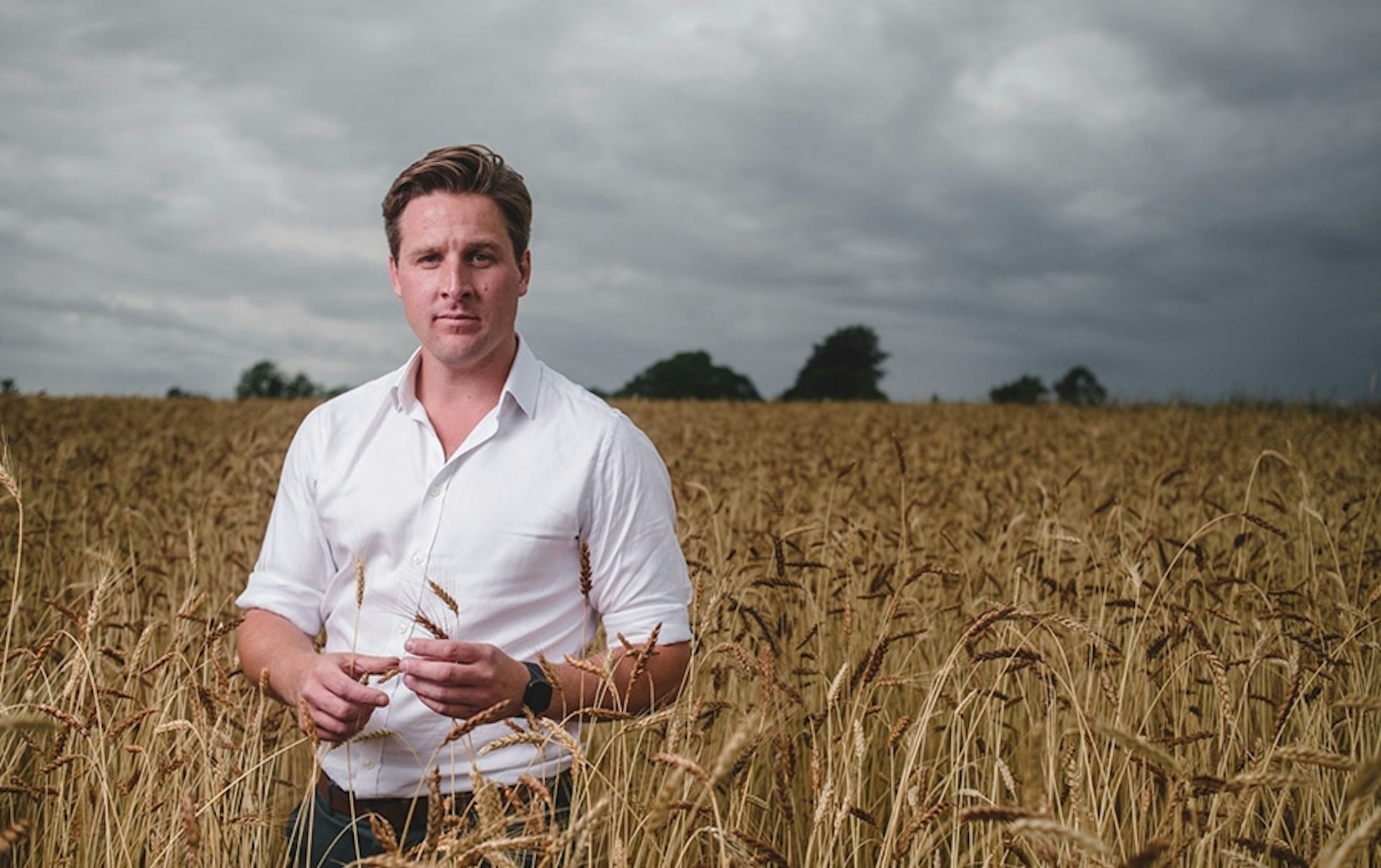 Cotswold Flour Miller partners with local farmers to launch UK’s first All Purpose Regenerative White Flour