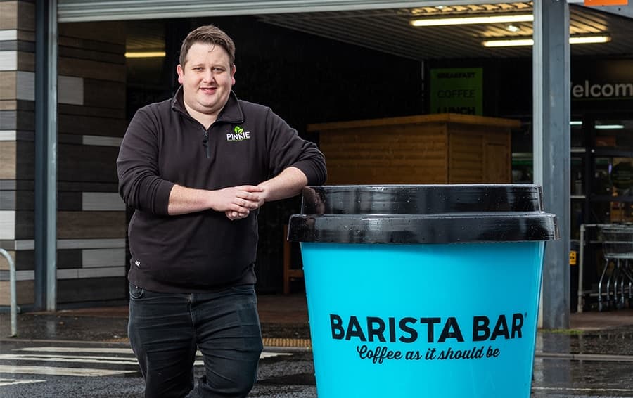 Shoppers flock to Pinkie Farm’s new Barista Bar